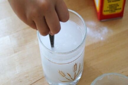 グラスに溶かしたソーダ